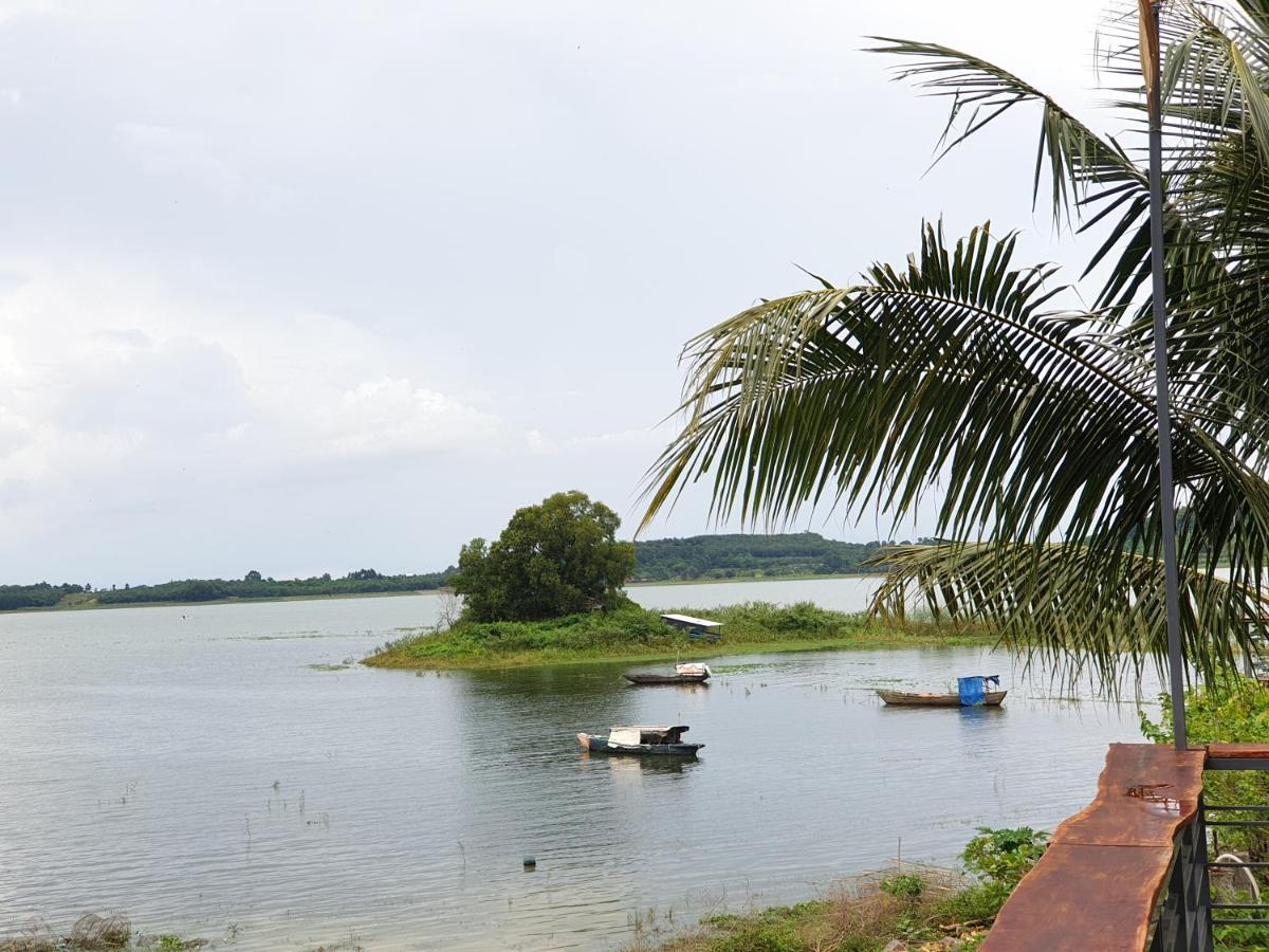 Ben Ho Homestay Xa Gia Tan Exterior photo