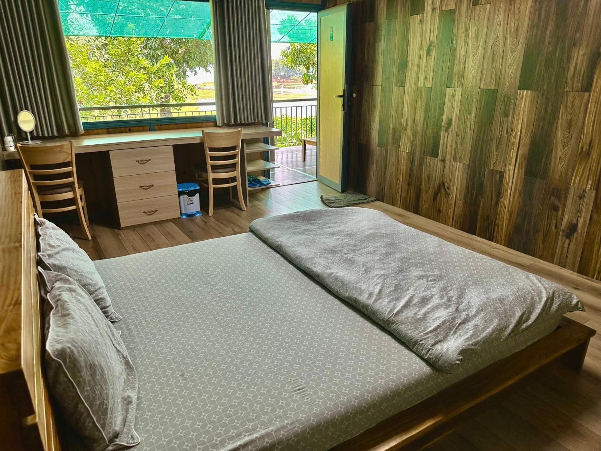 Ben Ho Homestay Xa Gia Tan Exterior photo